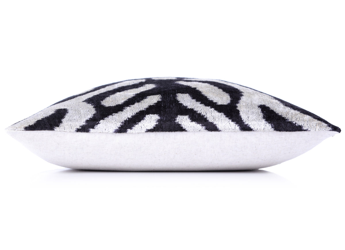 Handmade 16x16 Velvet Pillow – Black & White Ikat Medallion