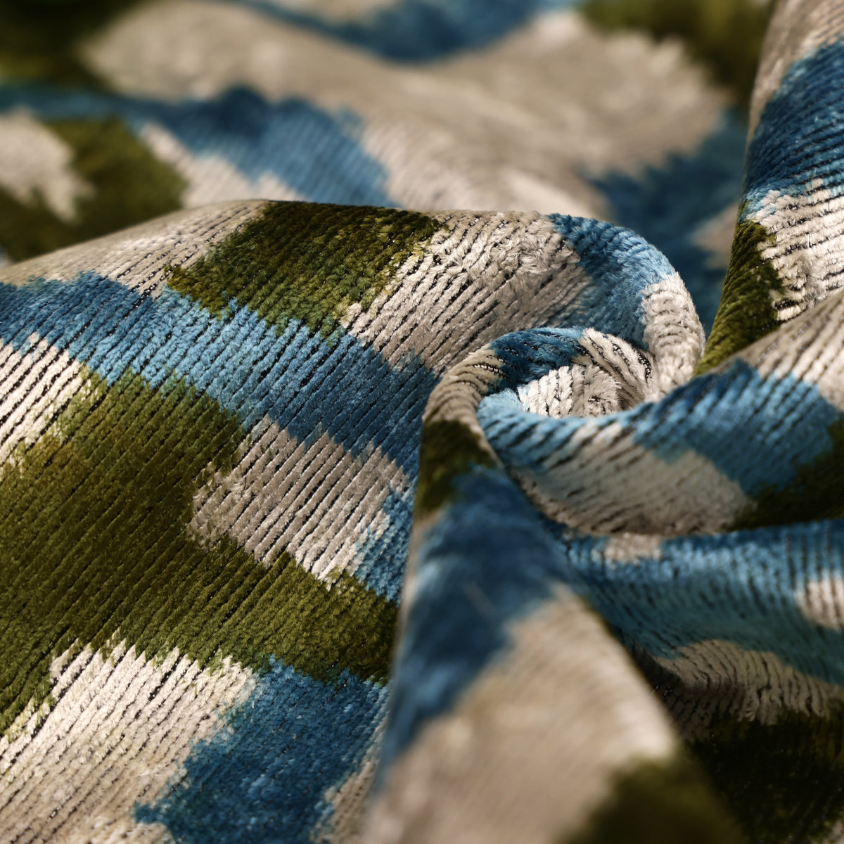 Hand-Knotted Silk Velvet Ikat Pillow - 16x16 Azure & Olive Star Lattice