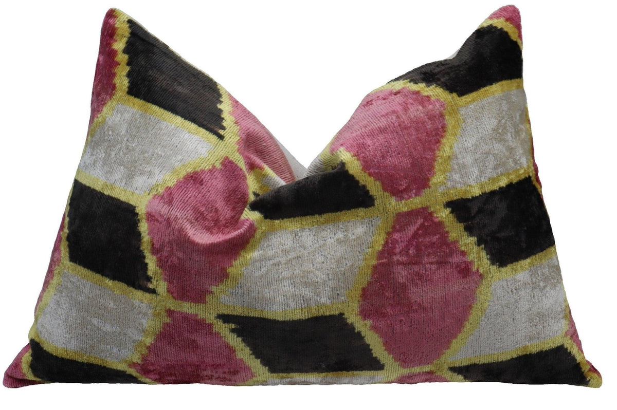 Canvello Decorative Dirty Pink Velvet Throw Pillow - 16x24 in - Canvello