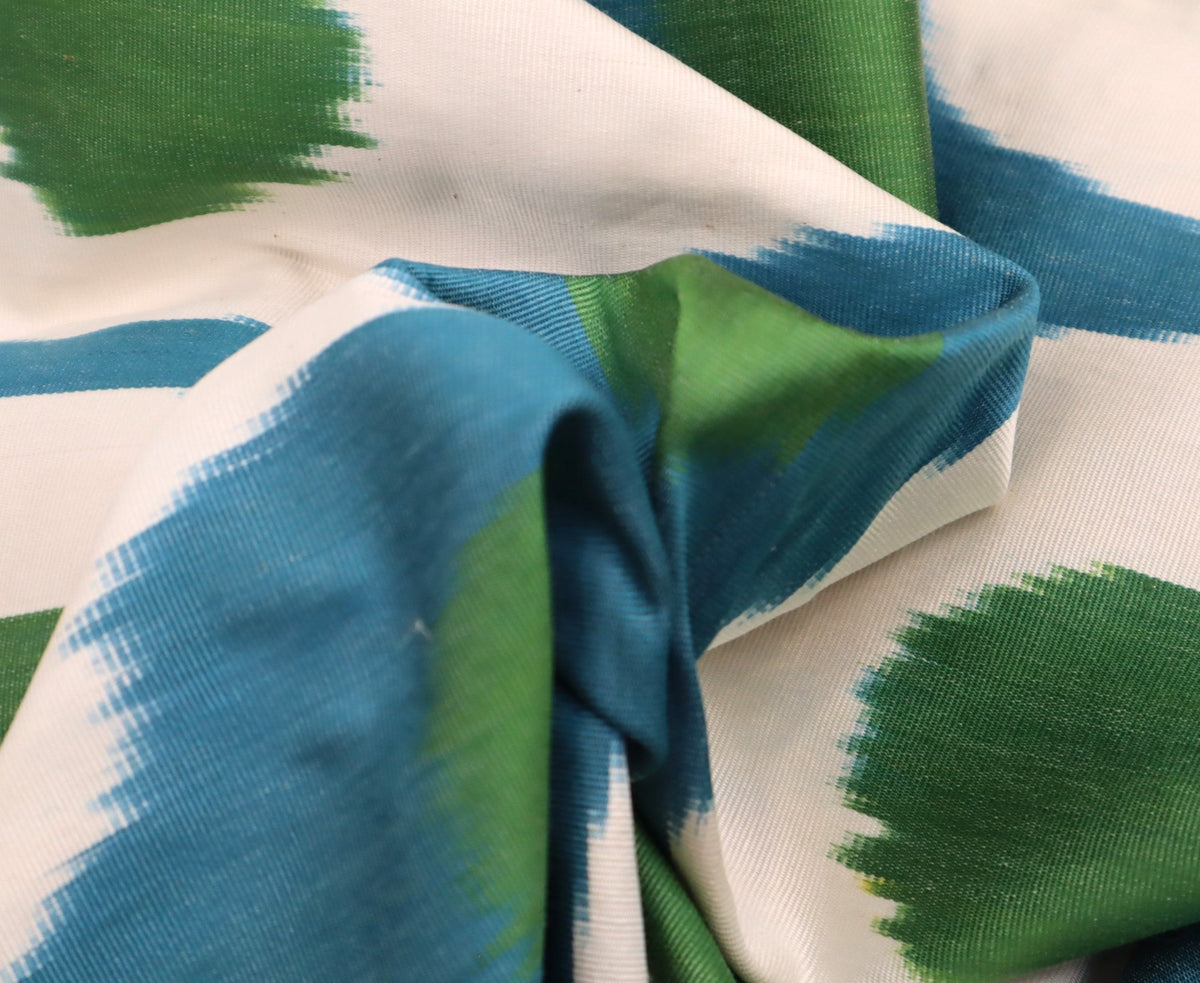 Canvello Handmade Silk Decorative Throw Pillow with Down Filled Insert - Canvello