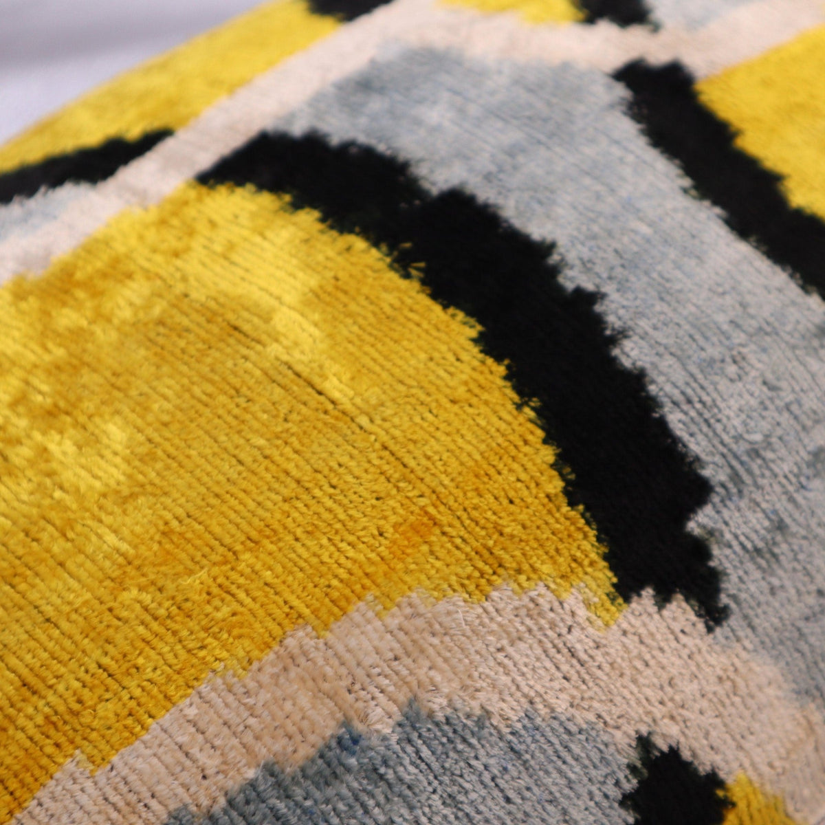 Canvello Luxury Decorative Yellow Gray Pillow With Down Insert - 16x24 in - Canvello