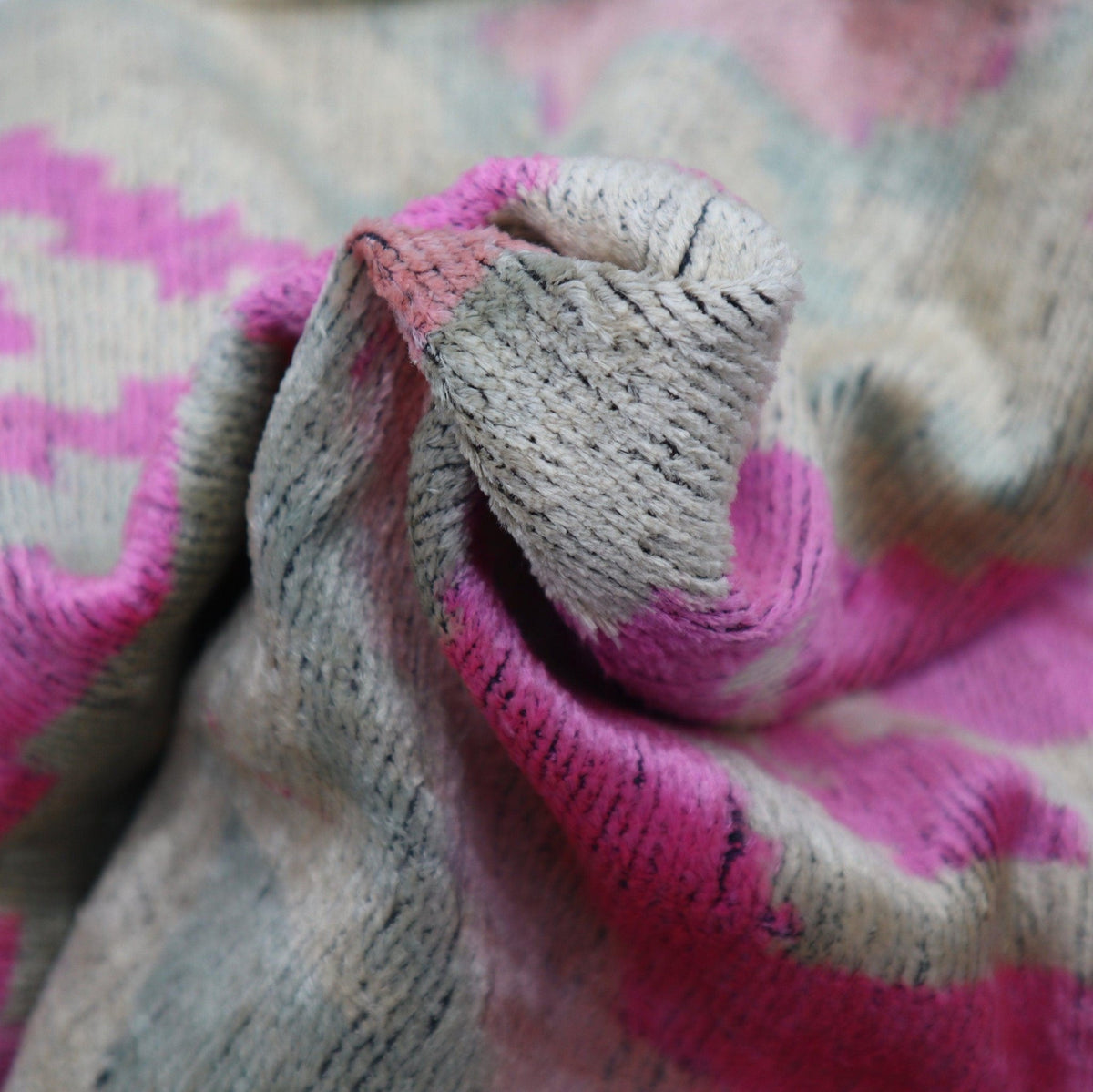 Canvello Luxury Pink Velvet Throw Pillows - 16x24 - Canvello