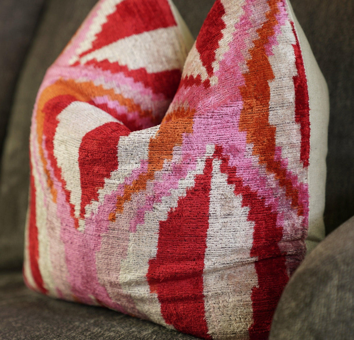 Canvello Throw Traditional Cushion For Sofa | 20 x 20in - Canvello