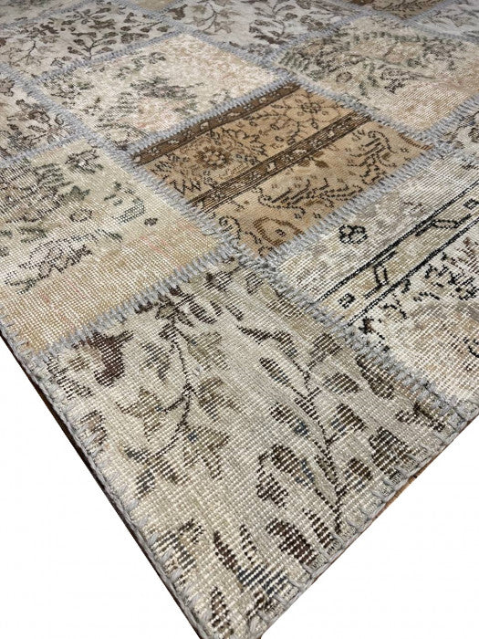 Canvello Ivory Turkish Patchwork Rug - 6' X 9'