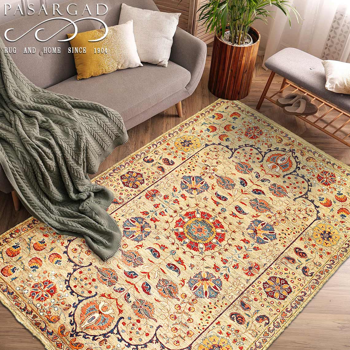 Fine Suzani Natural Dyed Wool Rug 5'7'' X 8'2''
