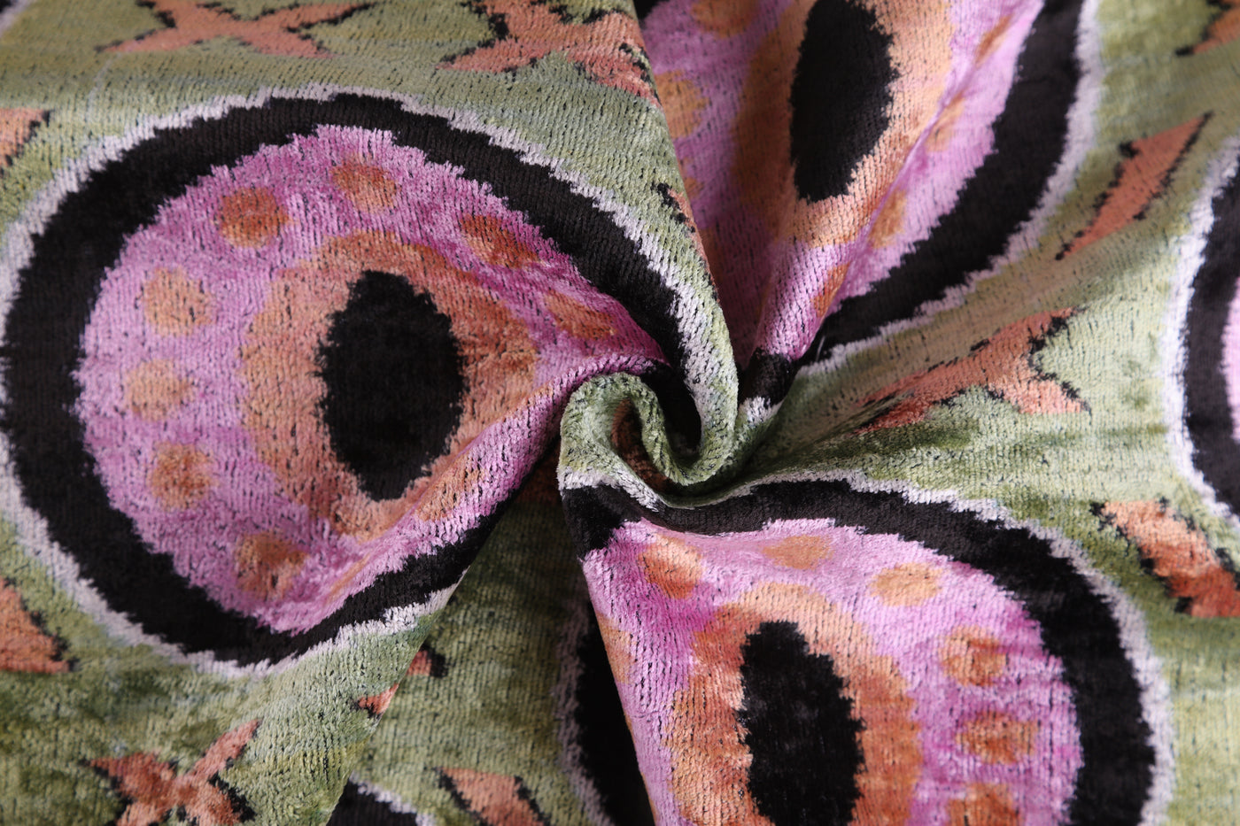 Handmade Velvet Pillow with insert – Sage Green & Lilac Circle Motif, 16x24"