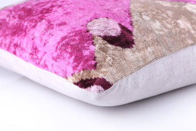 Canvello 手工奢華粉色抱枕 - 16x24