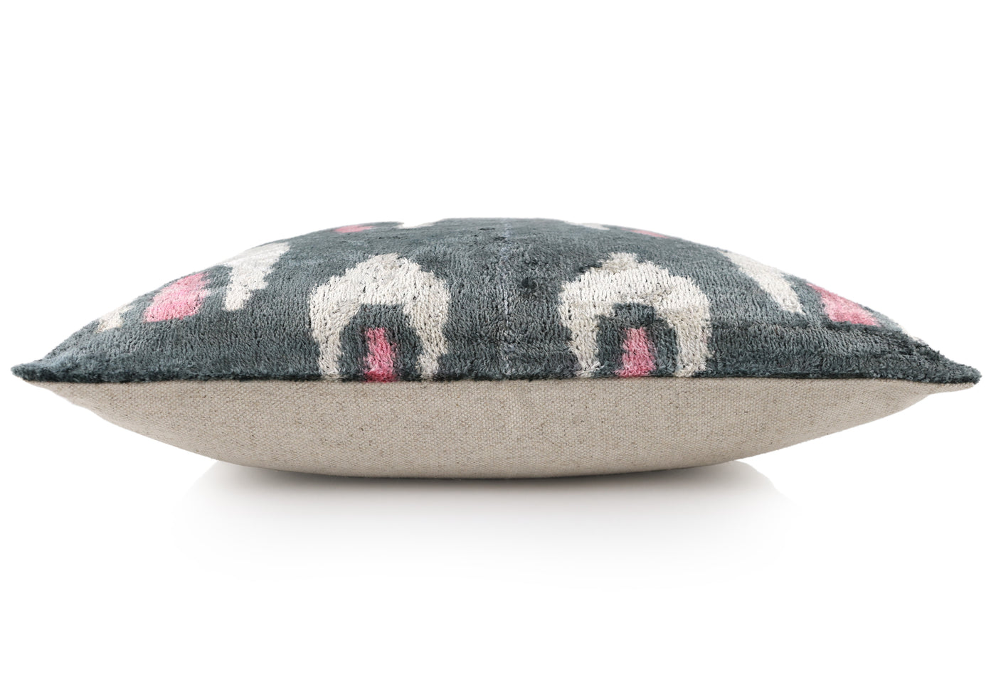 Canvello 手工奢華粉色抱枕 - 16x24