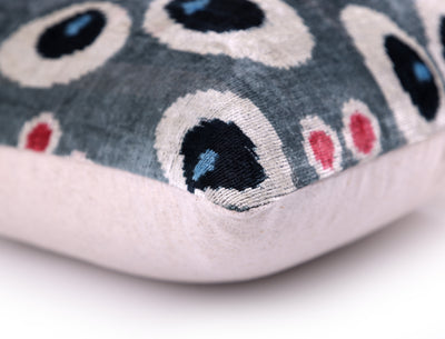 Canvello 手工奢華粉色抱枕 - 16x24