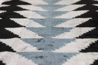 Canvello 手工奢華粉色抱枕 - 16x24