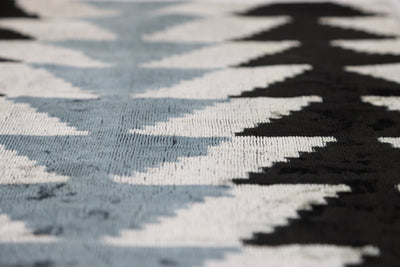 Canvello 手工奢華粉色抱枕 - 16x24