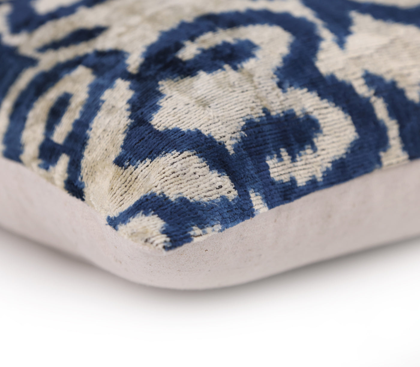 Canvello 手工奢華粉色抱枕 - 16x24