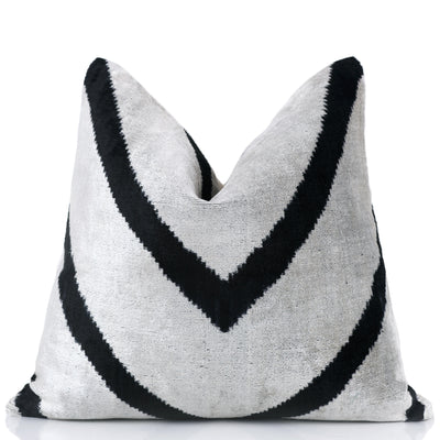 Canvello 手工奢華粉色抱枕 - 16x24