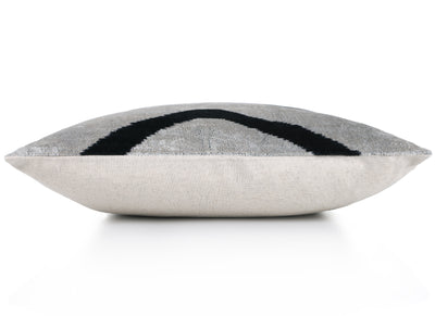 Canvello 手工奢華粉色抱枕 - 16x24