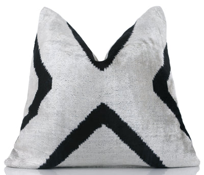 Canvello 手工奢華粉色抱枕 - 16x24