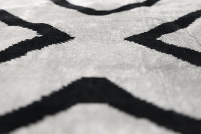 Canvello 手工奢華粉色抱枕 - 16x24