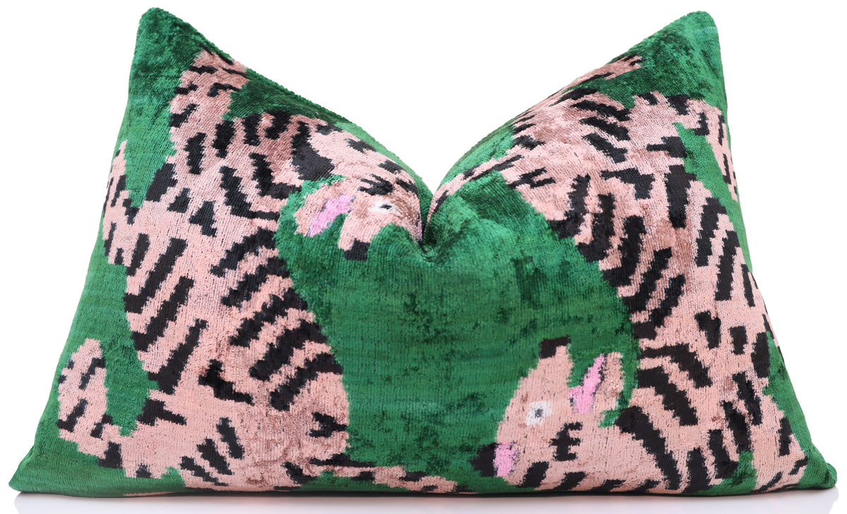 Green Tiger Silk Velvet Lumbar Pillow – 16x24