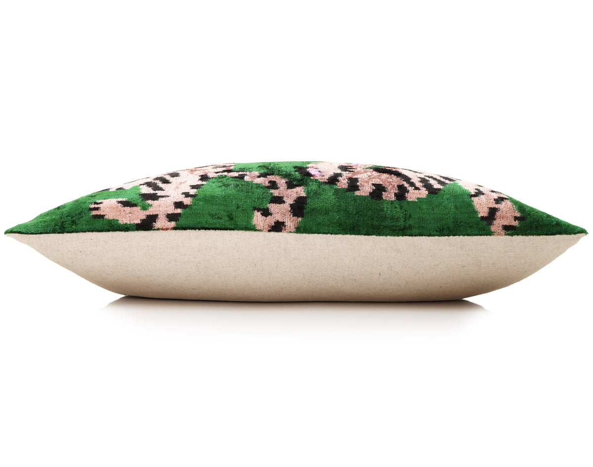 Green Tiger Silk Velvet Lumbar Pillow – 16x24