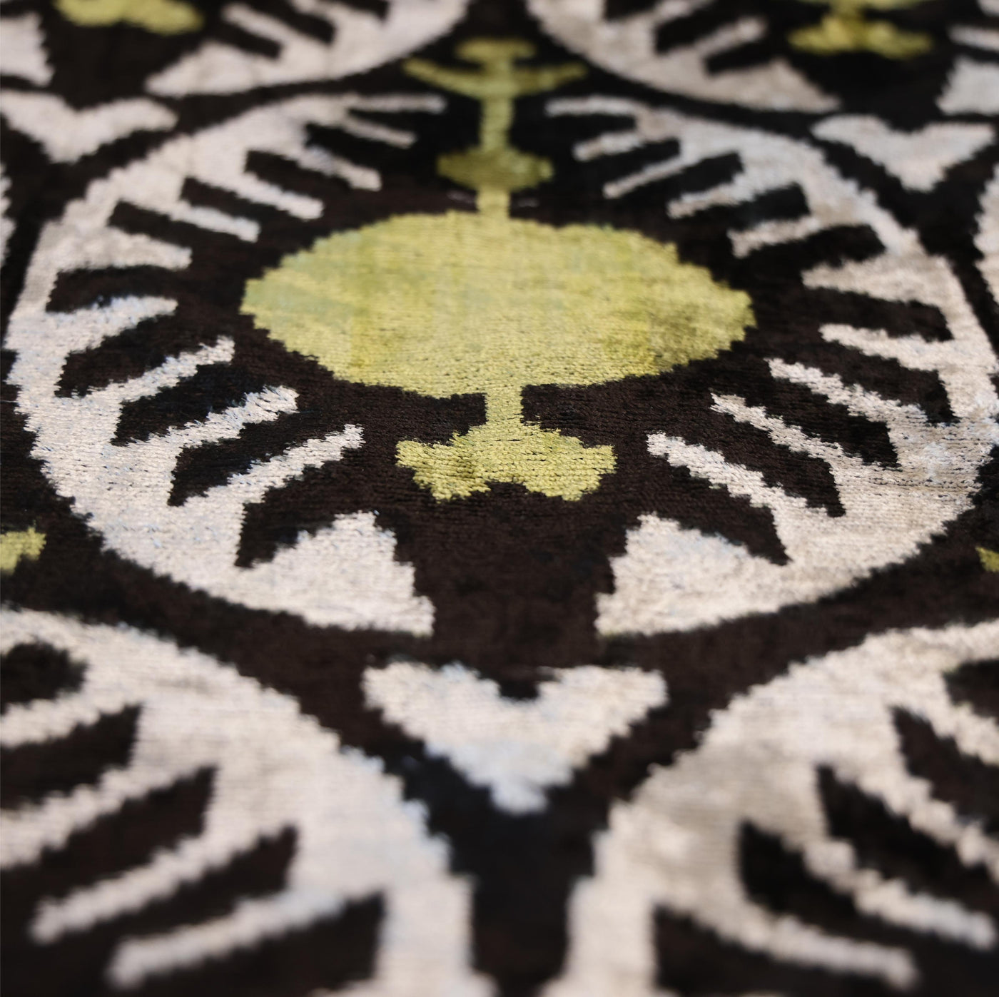 Canvello 手工奢華粉色抱枕 - 16x24