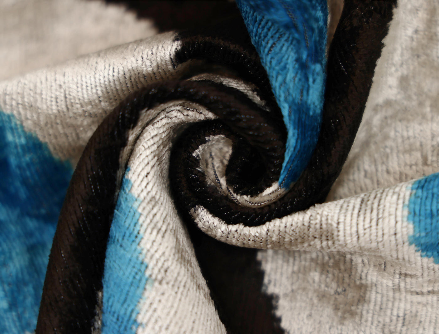 Canvello 手工奢華粉色抱枕 - 16x24