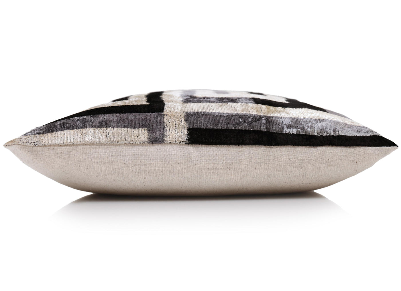 Canvello 手工奢華粉色抱枕 - 16x24