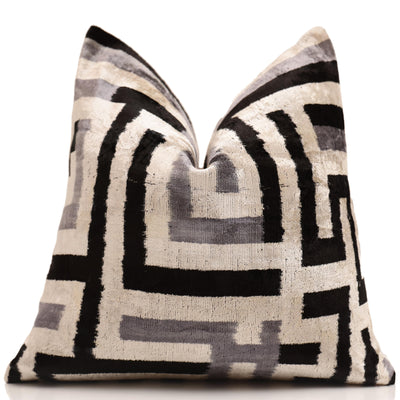 Canvello 手工奢華粉色抱枕 - 16x24