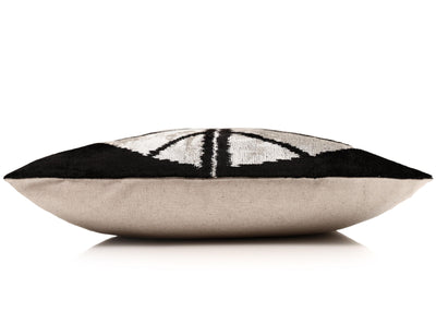 Canvello 手工奢華粉色抱枕 - 16x24