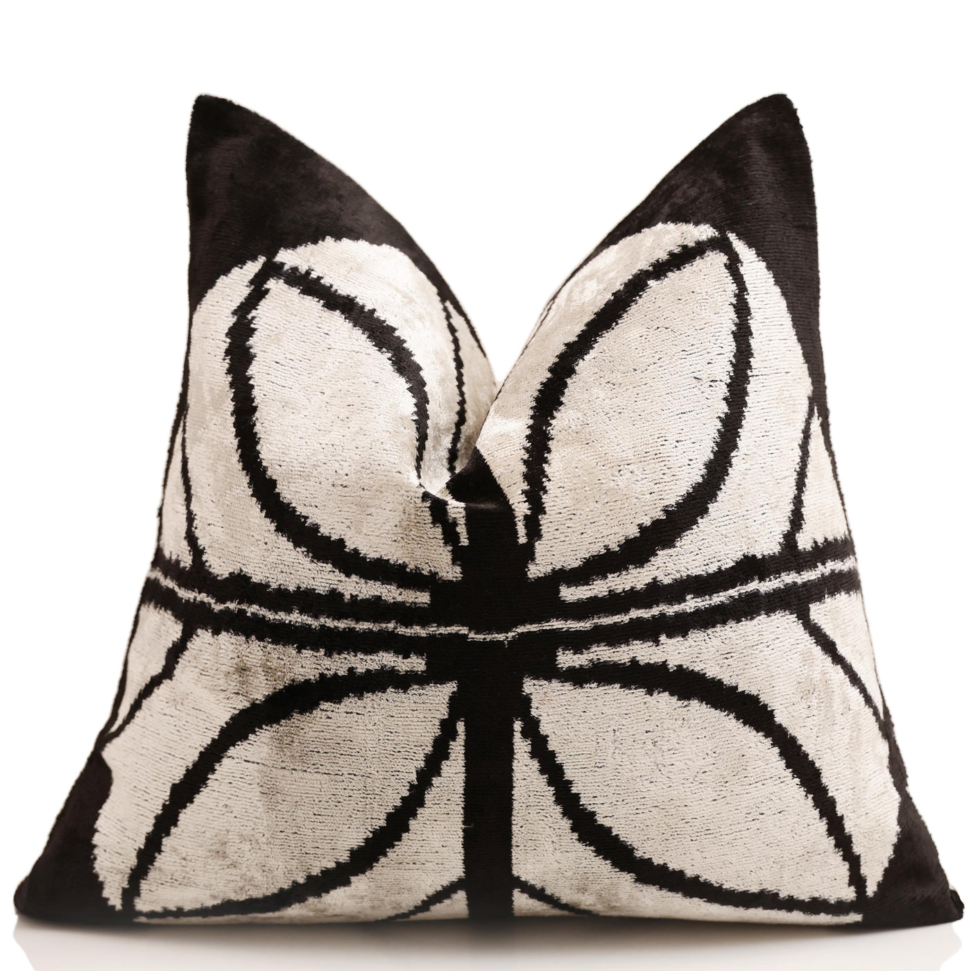 Canvello 手工奢華粉色抱枕 - 16x24