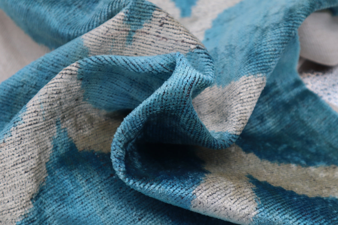 Canvello Handmade Blue Velvet Lumbar Pillow For Sofa - 16x24 in