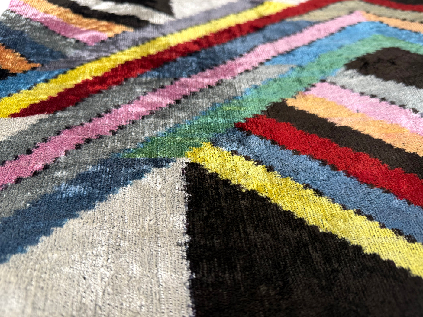 Canvello 手工奢華粉色抱枕 - 16x24