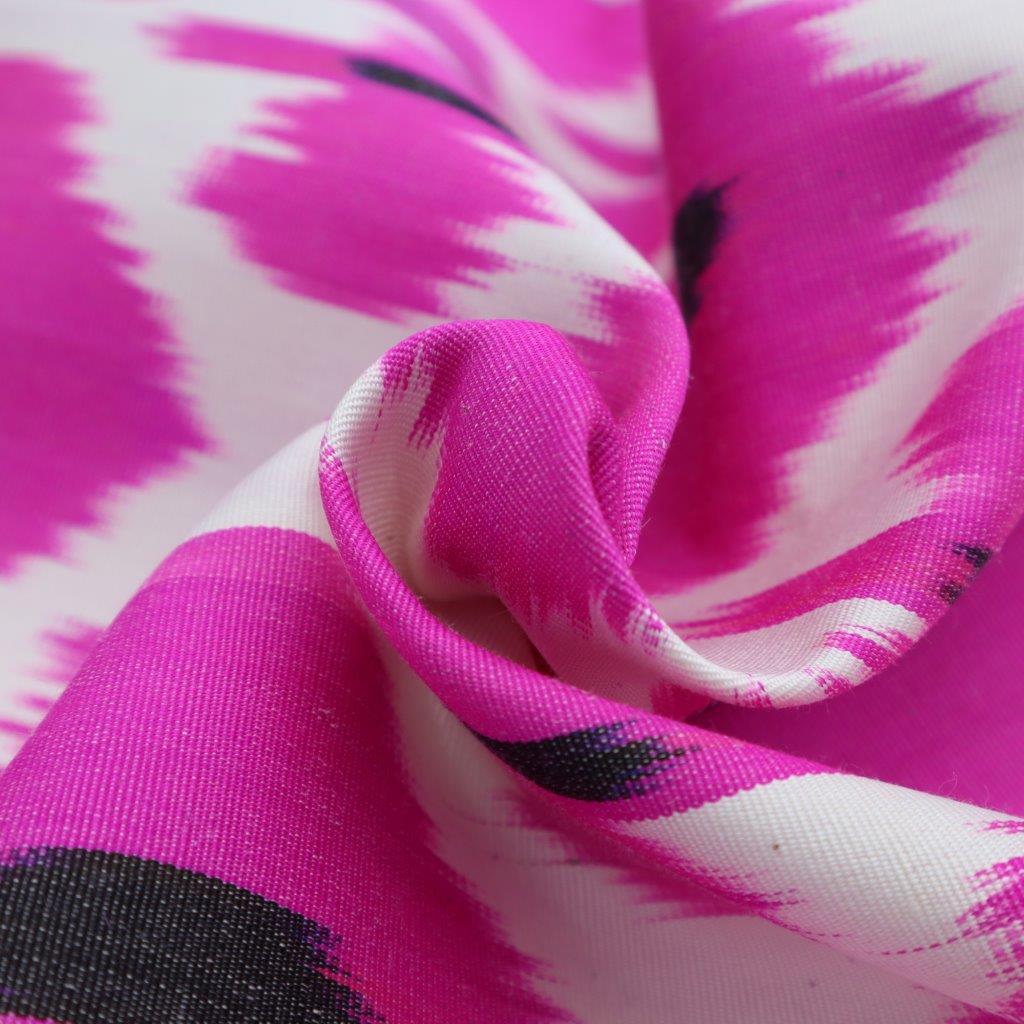 Canvello Turkish Ikat Pink Silk Pillow - 16"X16"