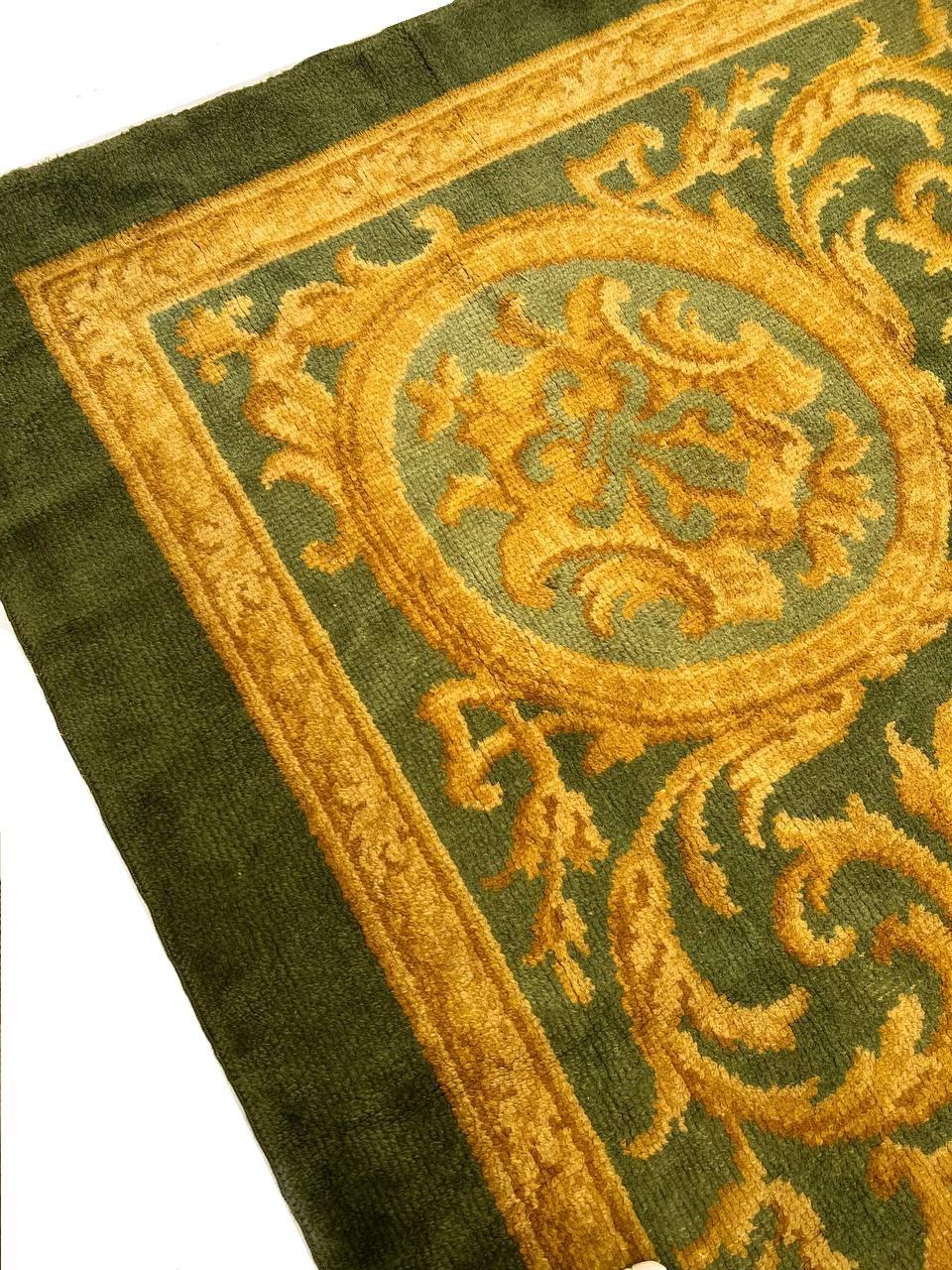 Canvello Antique Cica 1880 Donegal Green Handmade Spain Rug - 10'9'' X 16'5'' - Canvello