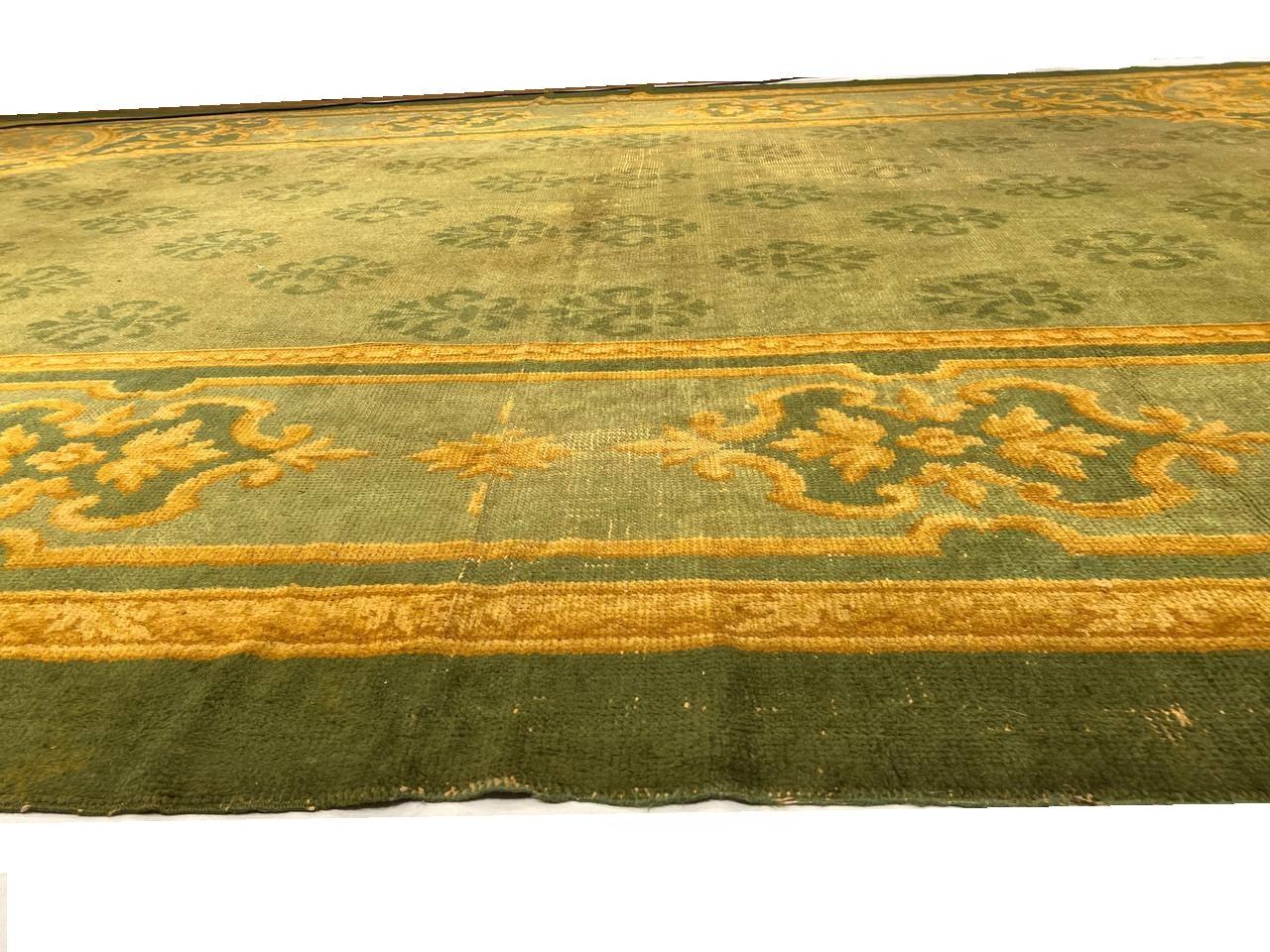 Canvello Antique Cica 1880 Donegal Green Handmade Spain Rug - 10'9'' X 16'5'' - Canvello