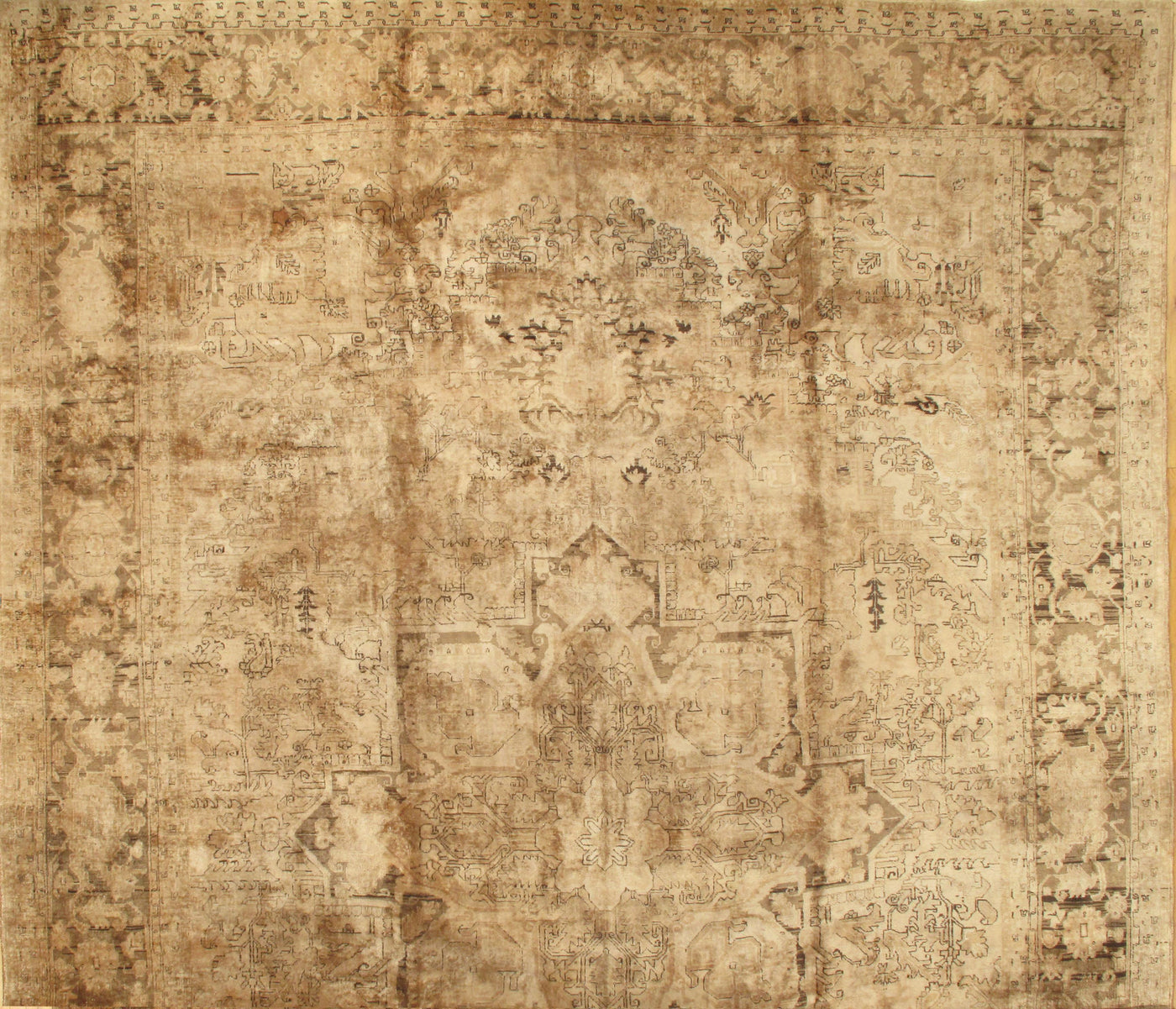 Canvello Antique Heriz Beige Oriental Rug - 13' x 19'