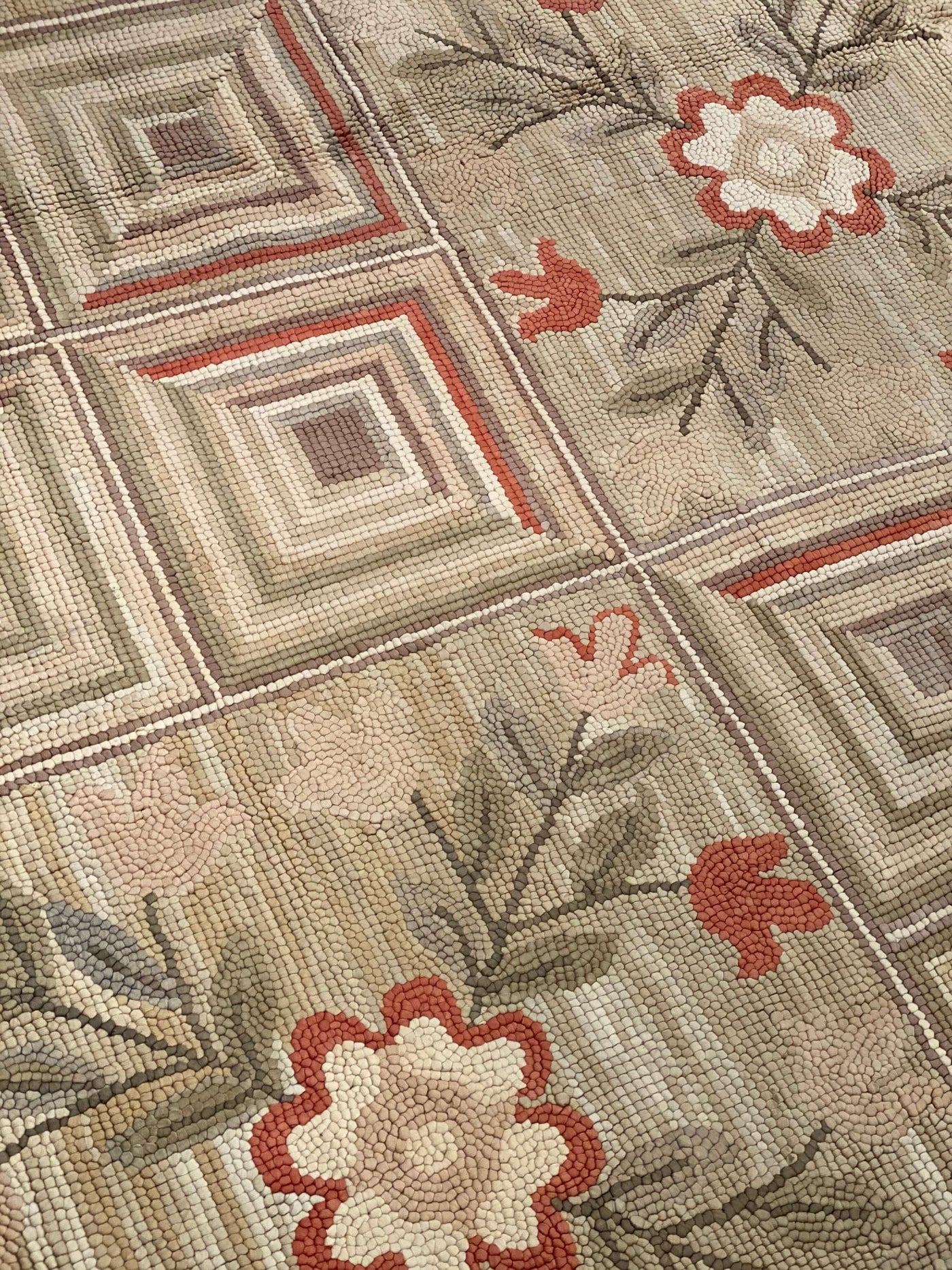Beige Color Fine Antique Amrican Hook rug 10' X 14'