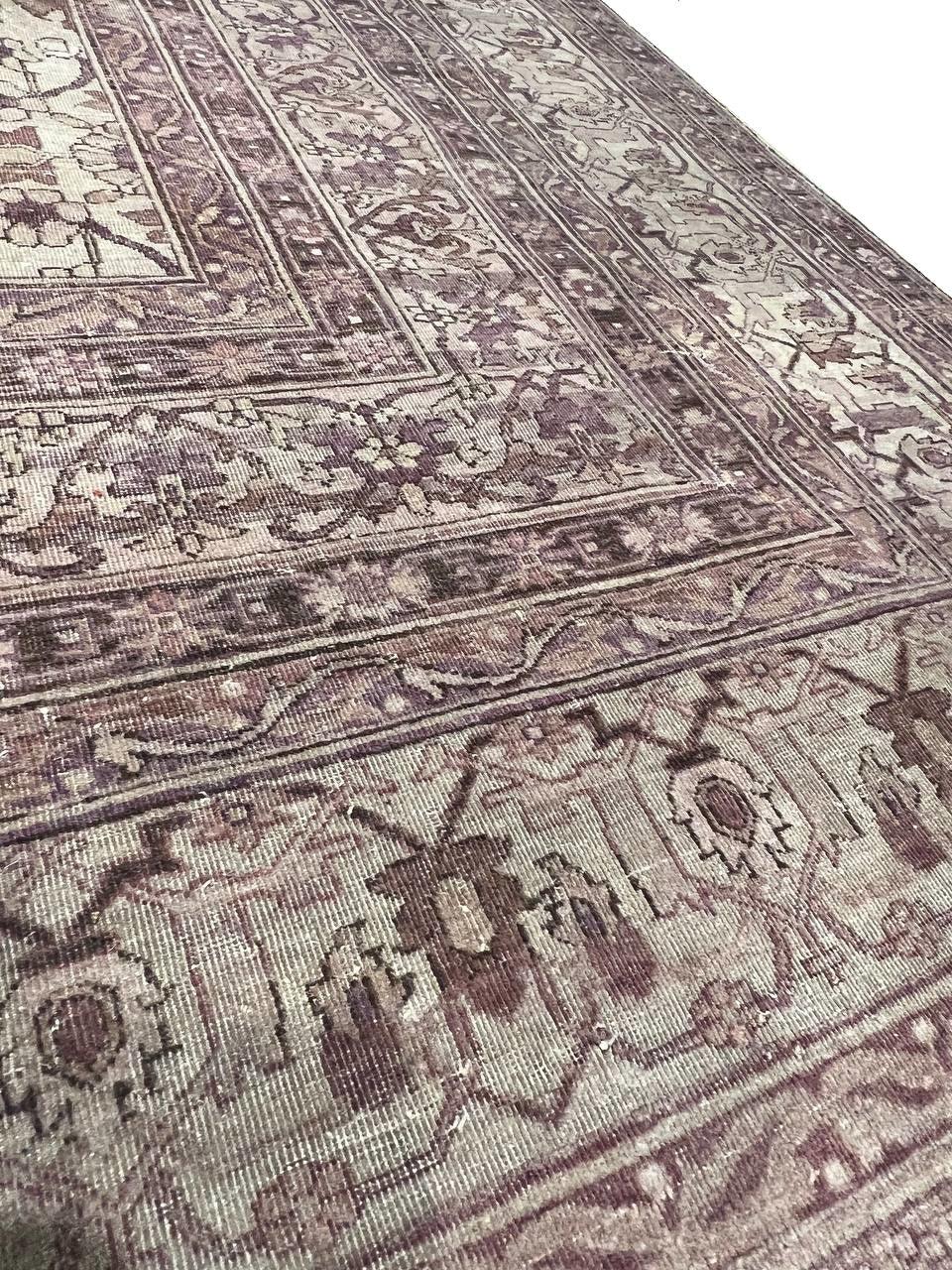 Canvello Fine Hand Antique Agra rug - 14'11'' X 17'7'' - Canvello