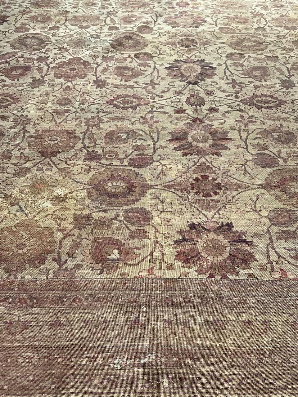 Canvello Fine Hand Antique Agra rug - 14'11'' X 17'7'' - Canvello