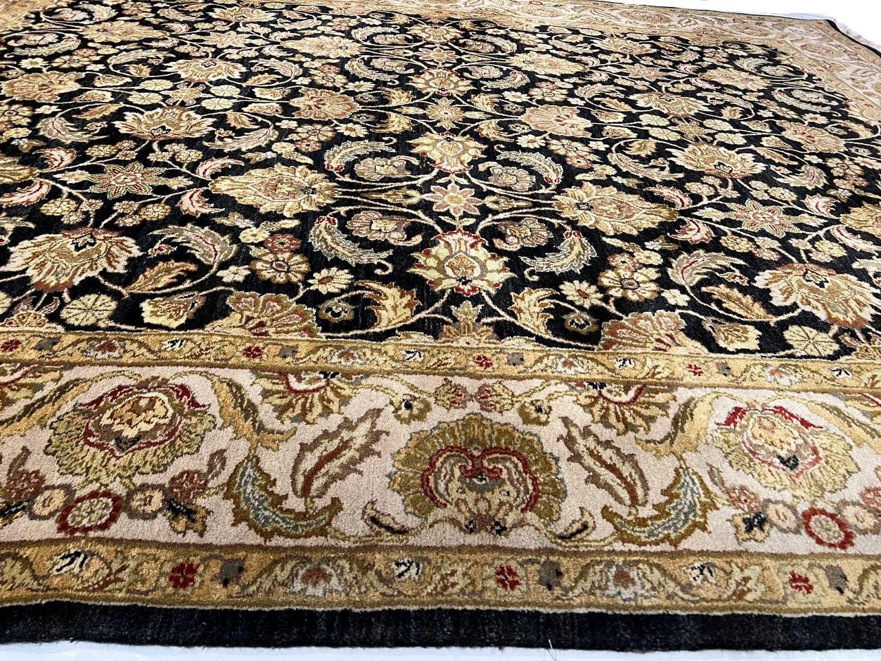 Canvello Fine Hand Knotted Indian Agra Rug - 8'1'' X 10'3'' - Canvello