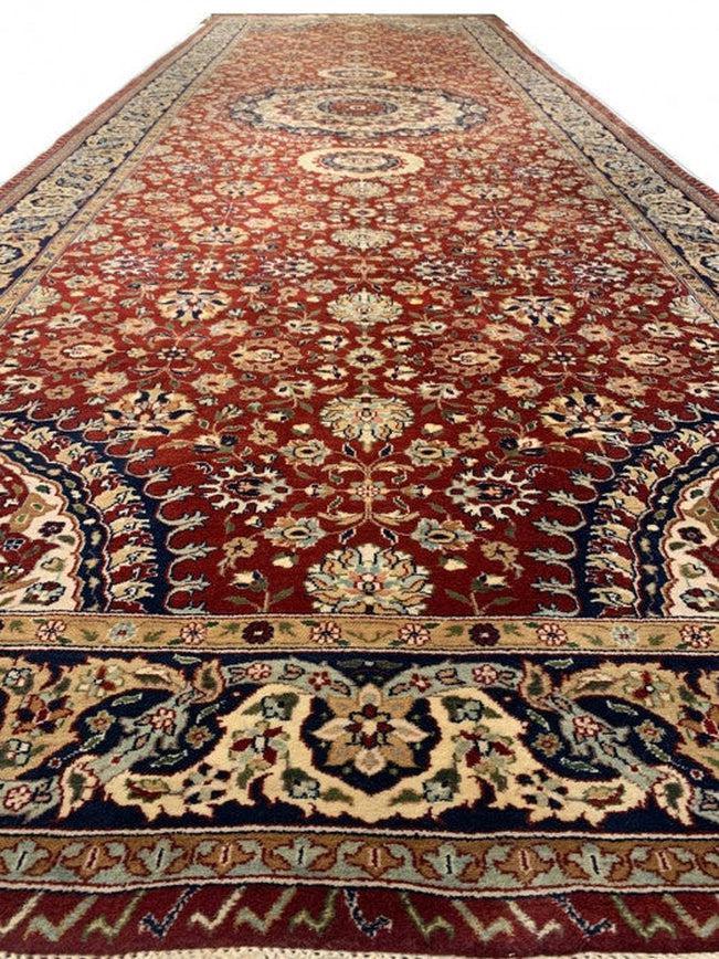 Canvello Fine Hand Knotted Indian Agra runner 6'1''X 18' - Canvello