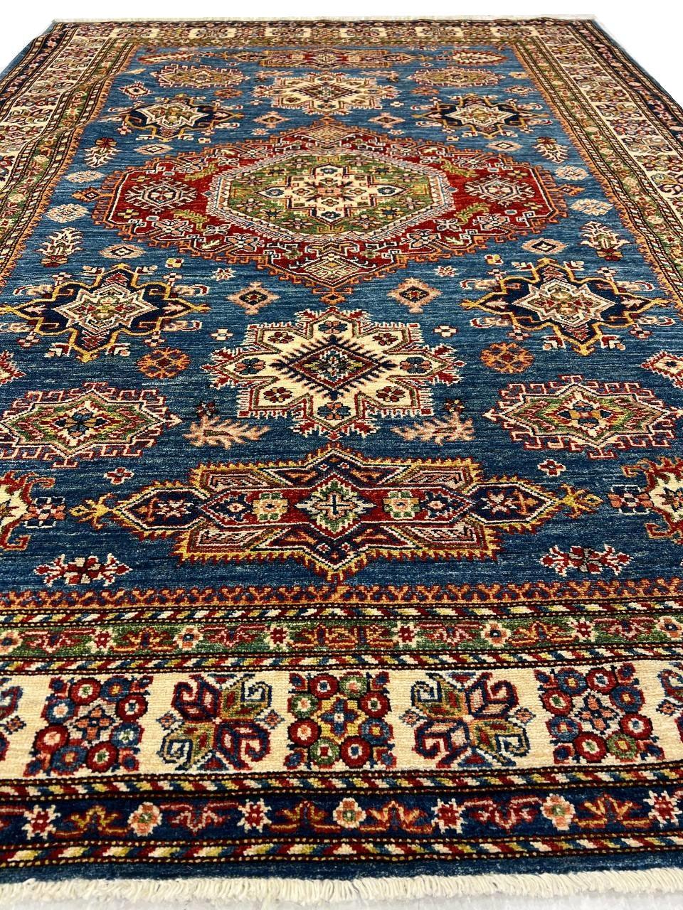 Canvello Fine Hand Knotted Kazak Rug - 5'9'' X 8' - Canvello