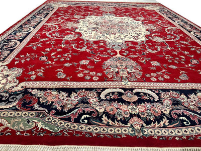 Canvello Fine Hand Knotted Savonnerie design Rug - 8' X 10'8'' - Canvello