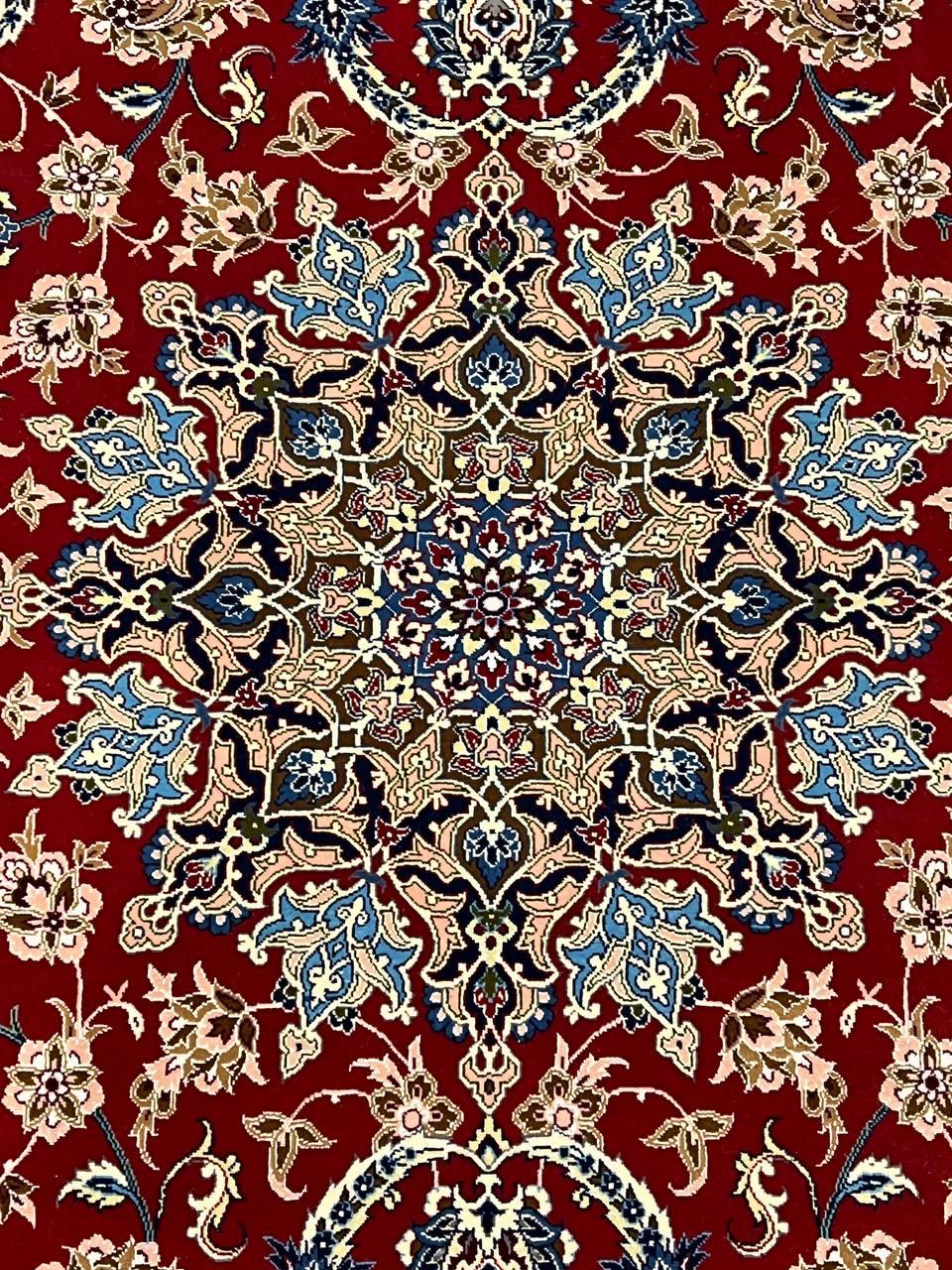 Canvello Fine Hand Knotted Silkroad Silk & Wool Isfahan Rug - 5'2'' X 7'7'' - Canvello