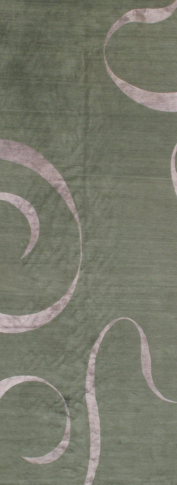 Canvello Green Nepali runner silk & wool Rug - 5'6'' X 14'6''