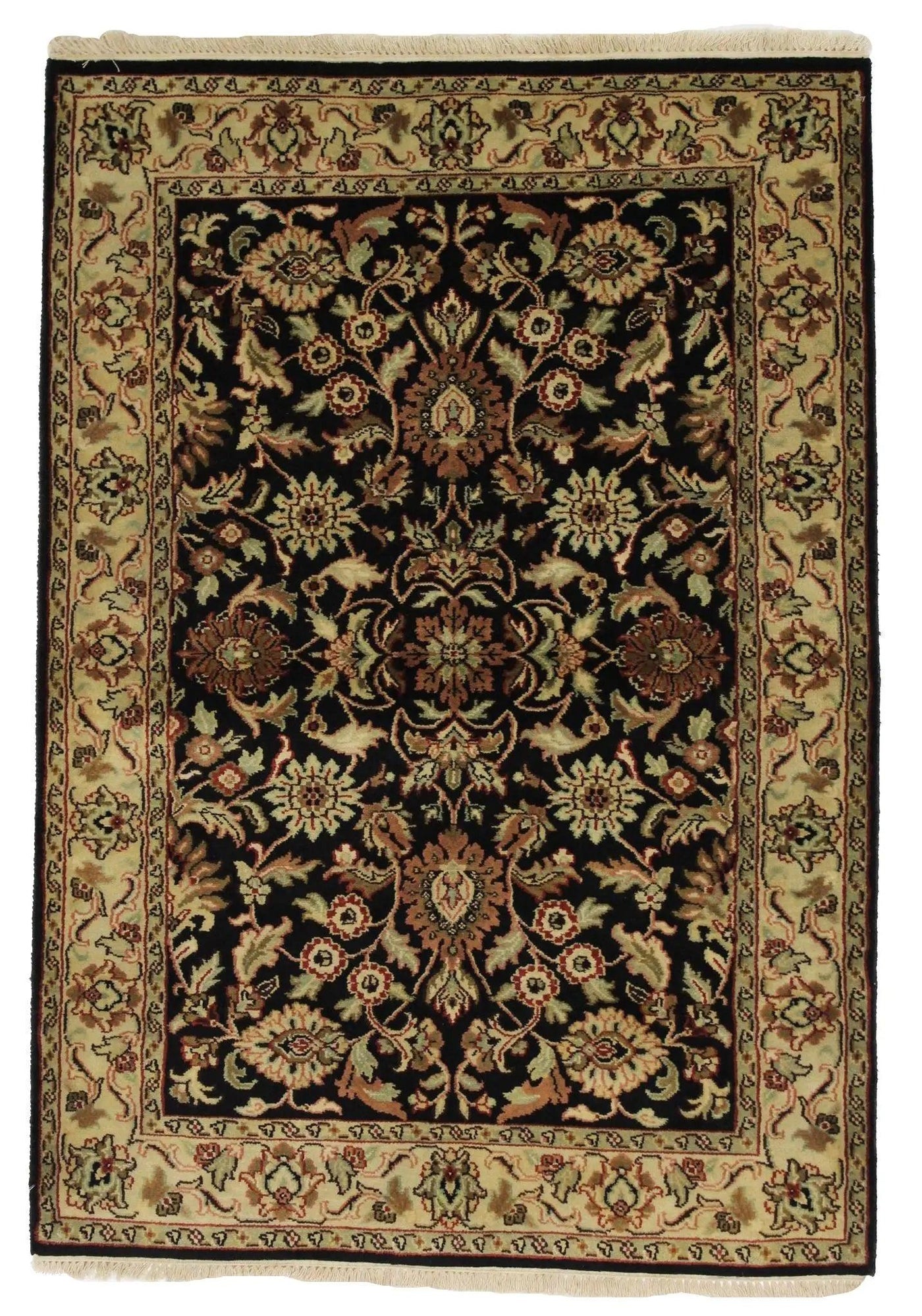 Canvello Hand Made Formal All Over Indo Tabriz Design Rug - 4'0'' X 5'10'' - Canvello