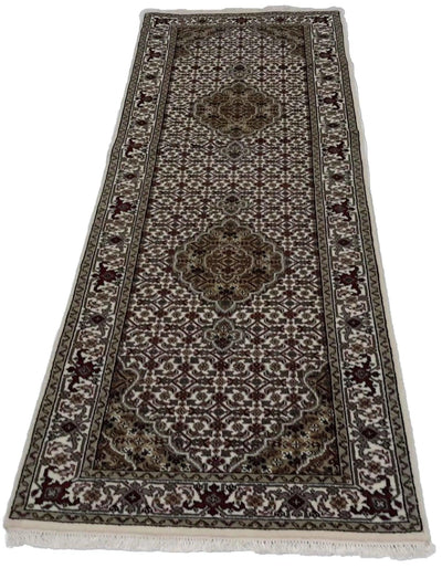 Canvello Hand Made Formal Medallion Indo Tabriz Rug - 2'7'' X 10'0'' - Canvello