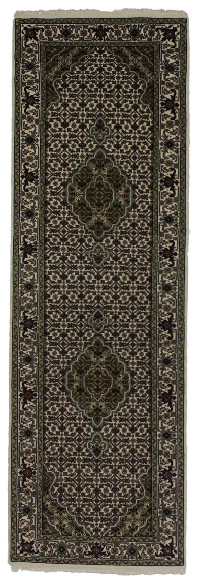 Canvello Hand Made Formal Medallion Indo Tabriz Rug - 2'7'' X 10'0'' - Canvello