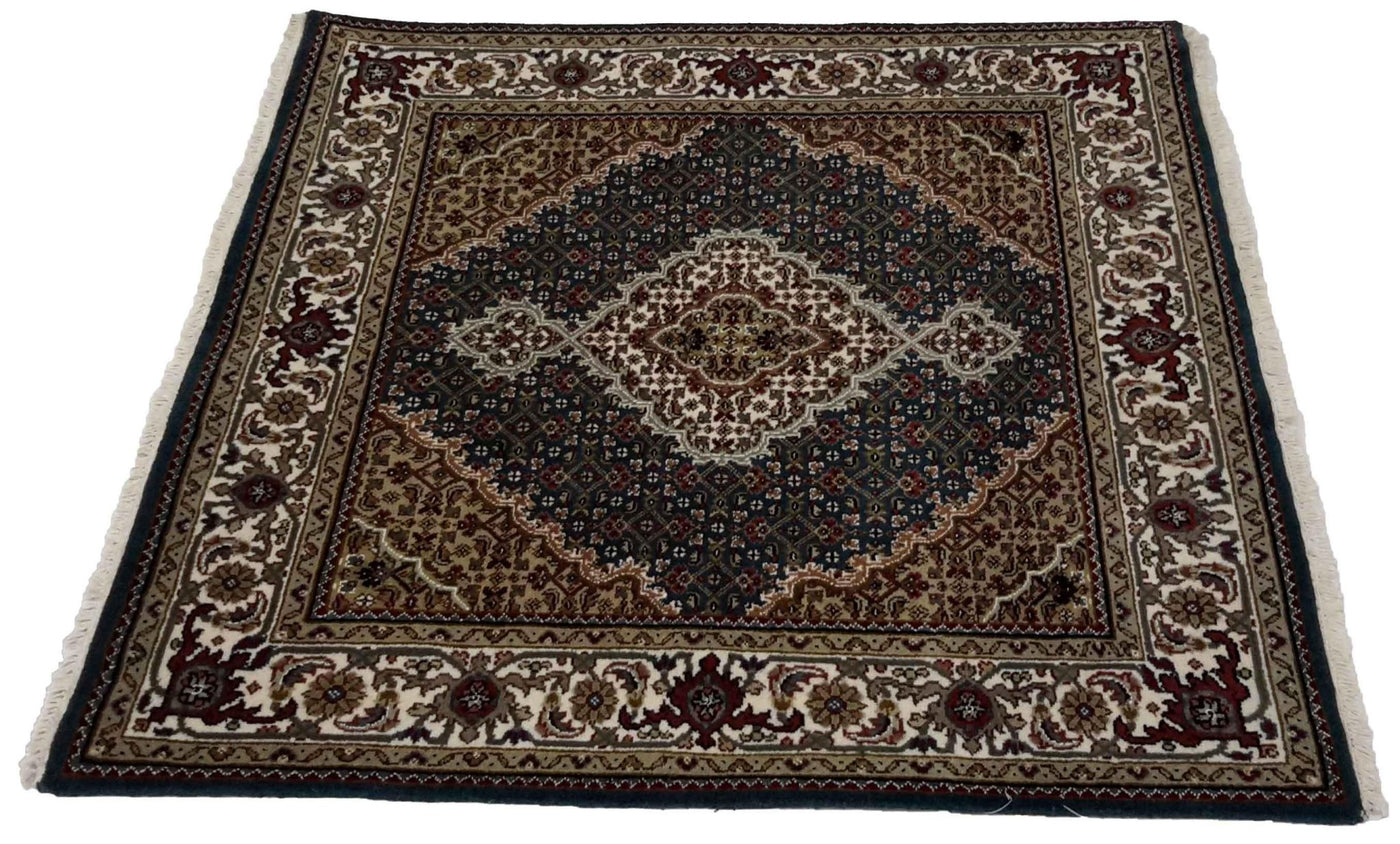 Canvello Hand Made Formal Medallion Indo Tabriz Rug - 4'0'' X 3'10'' - Canvello