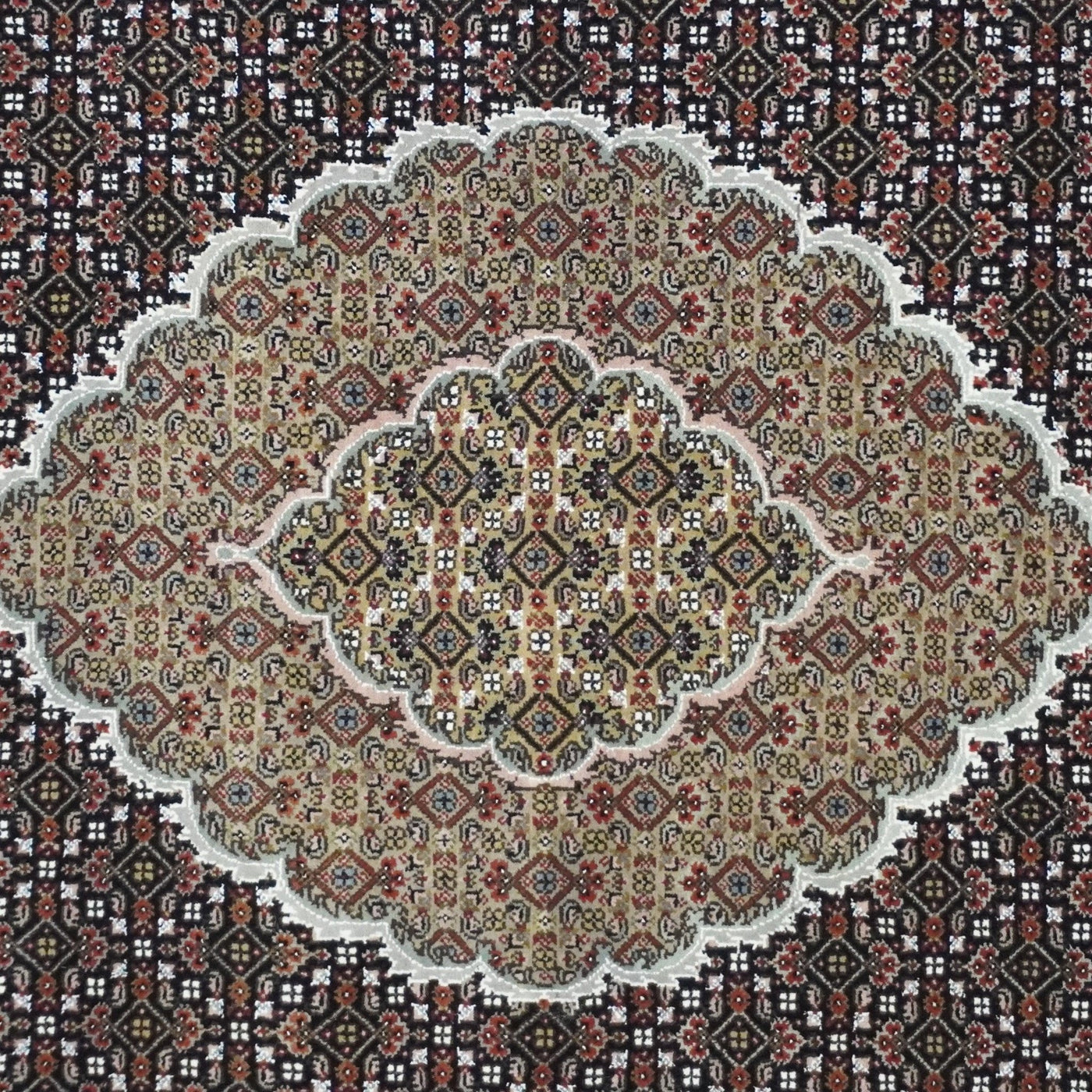 Canvello Hand Made Formal Medallion Indo Tabriz Rug - 6'8'' X 10'0'' - Canvello