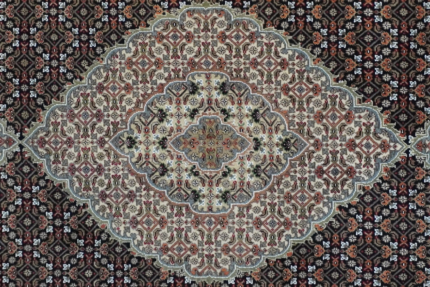 Canvello Hand Made Formal Medallion Indo Tabriz Rug - 8'11'' X 11'9'' - Canvello