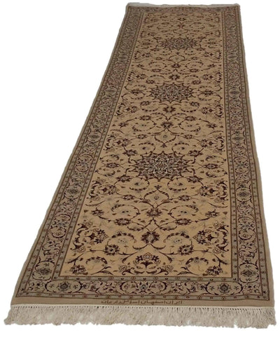 Canvello Hand Made Formal Medallion Silkroad Isfahan Rug - 2'8'' X 10'11'' - Canvello